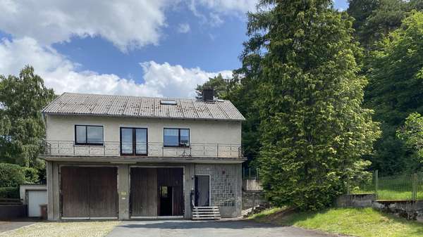 Außenansicht Außenansicht - Einfamilienhaus in 35789 Weilmünster mit 114m² kaufen
