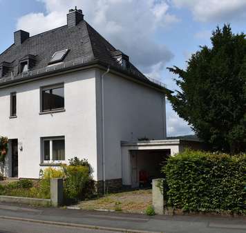 Außenansicht - Doppelhaushälfte in 35781 Weilburg mit 203m² kaufen