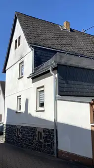 Reizvolles Haus in reizvoller Lage von Beselich ++ Obertiefenbach ++ 