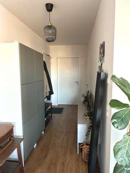 Flur - Etagenwohnung in 07751 Zöllnitz mit 70m² mieten