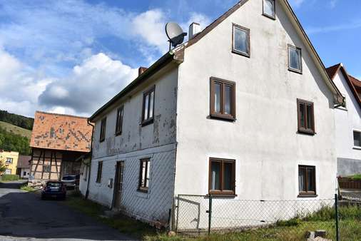 Außenansicht Außenansicht - Einfamilienhaus in 36452 Kaltennordheim mit 155m² kaufen