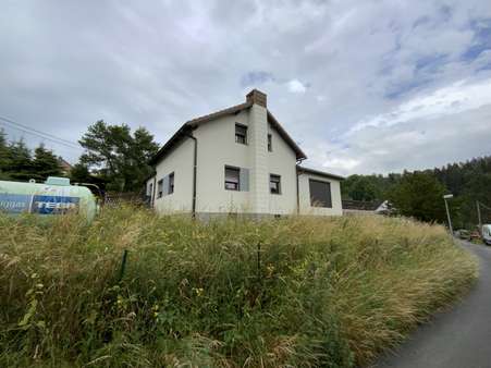 Objektansicht - Einfamilienhaus in 98527 Suhl mit 147m² kaufen