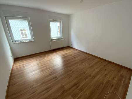 Schlafzimmer Schlafzimmer - Etagenwohnung in 98528 Suhl mit 65m² mieten