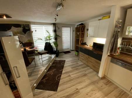 Wohnbereich Wohnbereich - Mehrfamilienhaus in 98553 Schleusingen mit 250m² kaufen