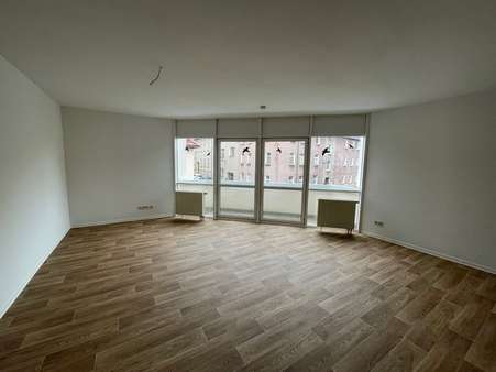 2 - Wohnen - Etagenwohnung in 07955 Auma-Weidatal mit 68m² mieten