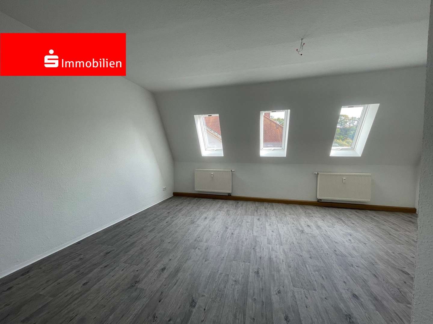 4 - Wohnraum - Etagenwohnung in 07570 Weida mit 42m² mieten