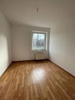3 - Kind 3 - Kind - Erdgeschosswohnung in 07545 Gera mit 59m² mieten