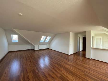 4 - Wohnen 4 - Wohnen - Dachgeschosswohnung in 07545 Gera mit 60m² mieten