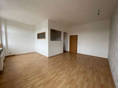 12 - Wohnen 12 - Wohnen - Etagenwohnung in 07545 Gera mit 73m² mieten
