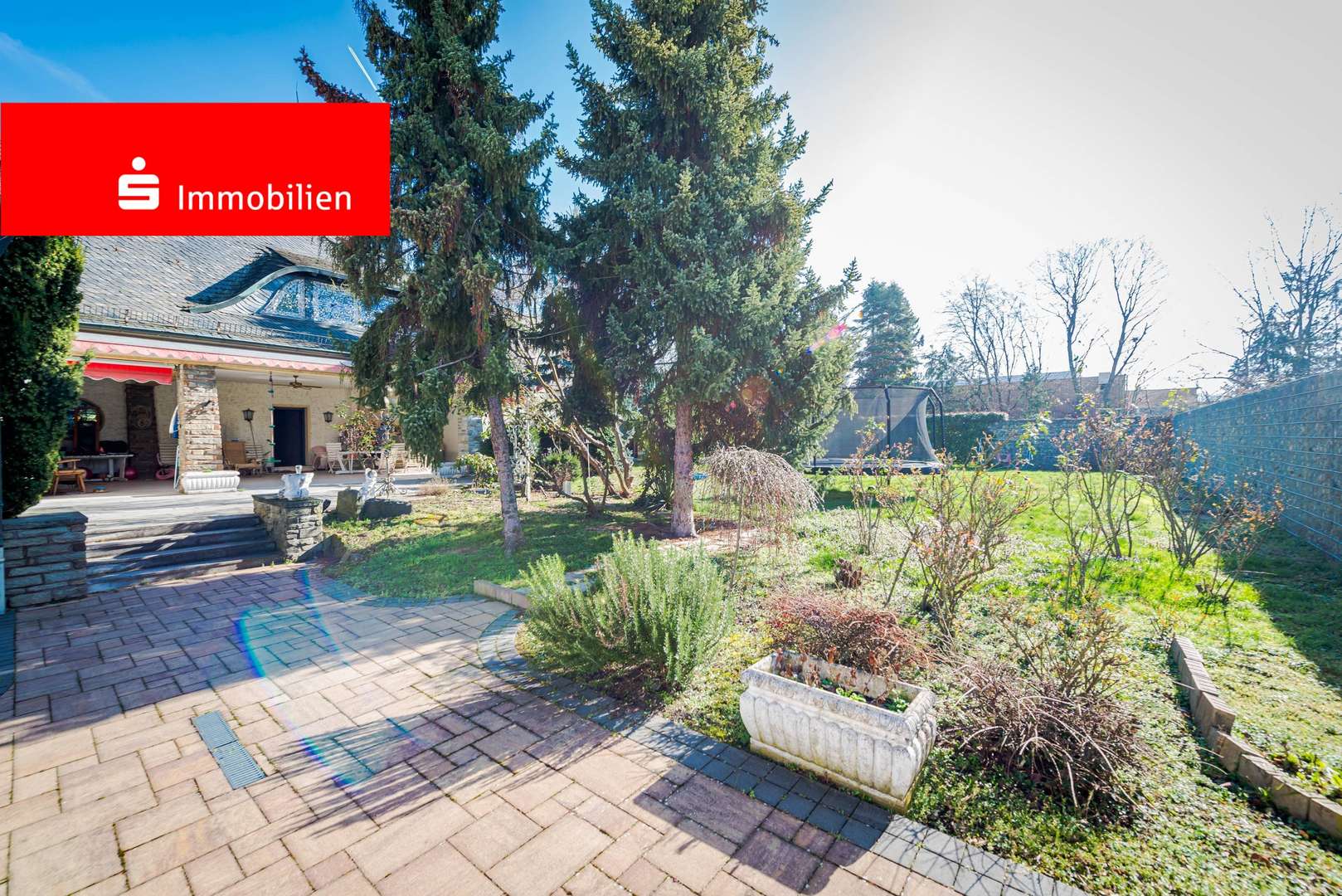 Terrasse/ Garten - Einfamilienhaus in 63179 Obertshausen mit 384m² kaufen