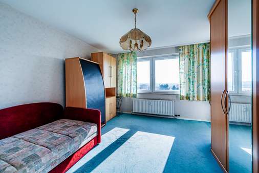 Schlafzimmer - Etagenwohnung in 60437 Frankfurt mit 57m² kaufen