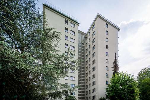 Außenansicht - Erdgeschosswohnung in 63263 Neu-Isenburg mit 92m² kaufen