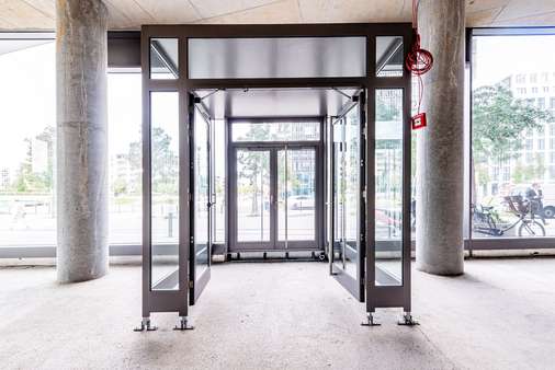 Haupteingang - Sonstige in 60486 Frankfurt mit 562m² kaufen