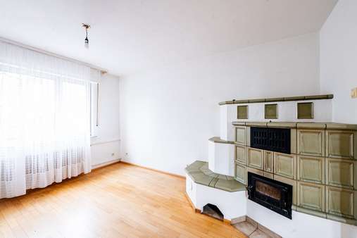 Wohnraum im Erdgeschoss - Mehrfamilienhaus in 63069 Offenbach mit 180m² kaufen