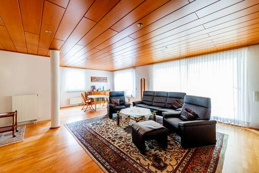 Wohn-Esszimmer - Etagenwohnung in 60433 Frankfurt mit 118m² kaufen