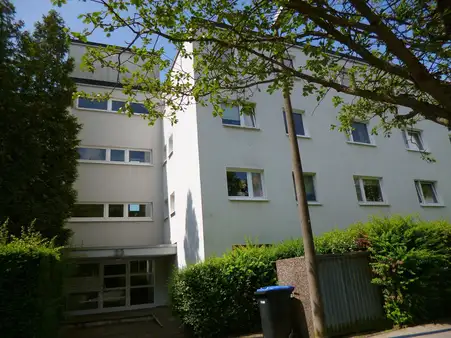 Friedrichsdorf: 4-Zimmerwohnung mit gelungenem Grundriss 