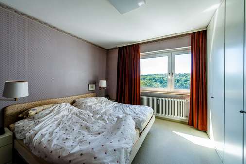 Schlafzimmer - Dachgeschosswohnung in 61381 Friedrichsdorf mit 108m² kaufen