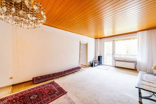 Wohnzimmer - Etagenwohnung in 63477 Maintal mit 71m² kaufen