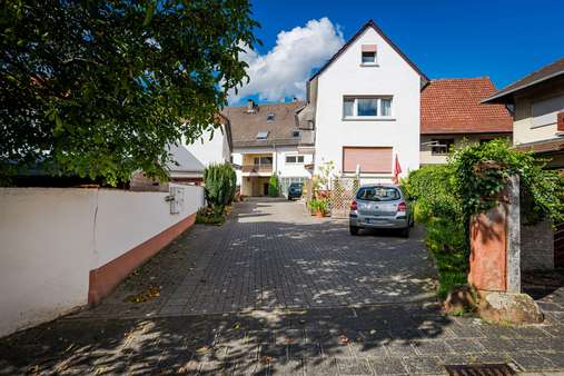 Parkplätze - Einfamilienhaus in 63477 Maintal mit 177m² kaufen
