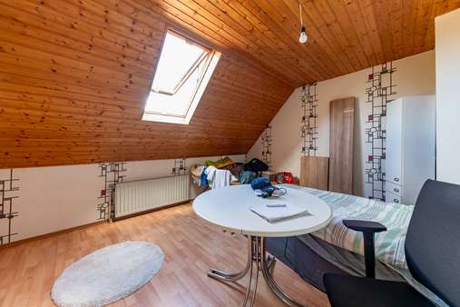 Kinderzimmer - Etagenwohnung in 63477 Maintal mit 96m² kaufen