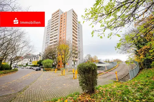 Frankfurt-Niederrad - Attraktive Zweizimmerwohnung mit Südbalkon, Pkw-Stellplatz und Mainblick !