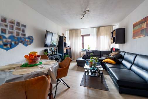 Wohn- und Esszimmer im Obergeschoss - Zweifamilienhaus in 60431 Frankfurt mit 184m² kaufen