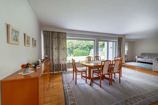 Wohn- und Esszimmer - Einfamilienhaus in 60431 Frankfurt mit 145m² kaufen