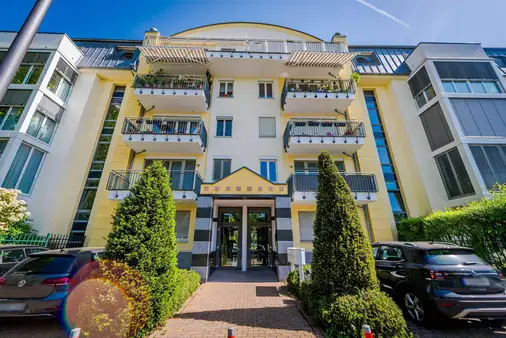 Frankfurt-Dornbusch: Attraktive 2-Zimmerwohnung in gepflegter Lage
