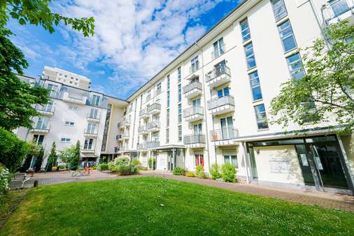 Außenansicht Außenansicht - Etagenwohnung in 60320 Frankfurt mit 63m² kaufen