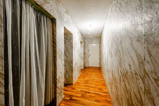 Flurbereich - Etagenwohnung in 60385 Frankfurt mit 54m² kaufen