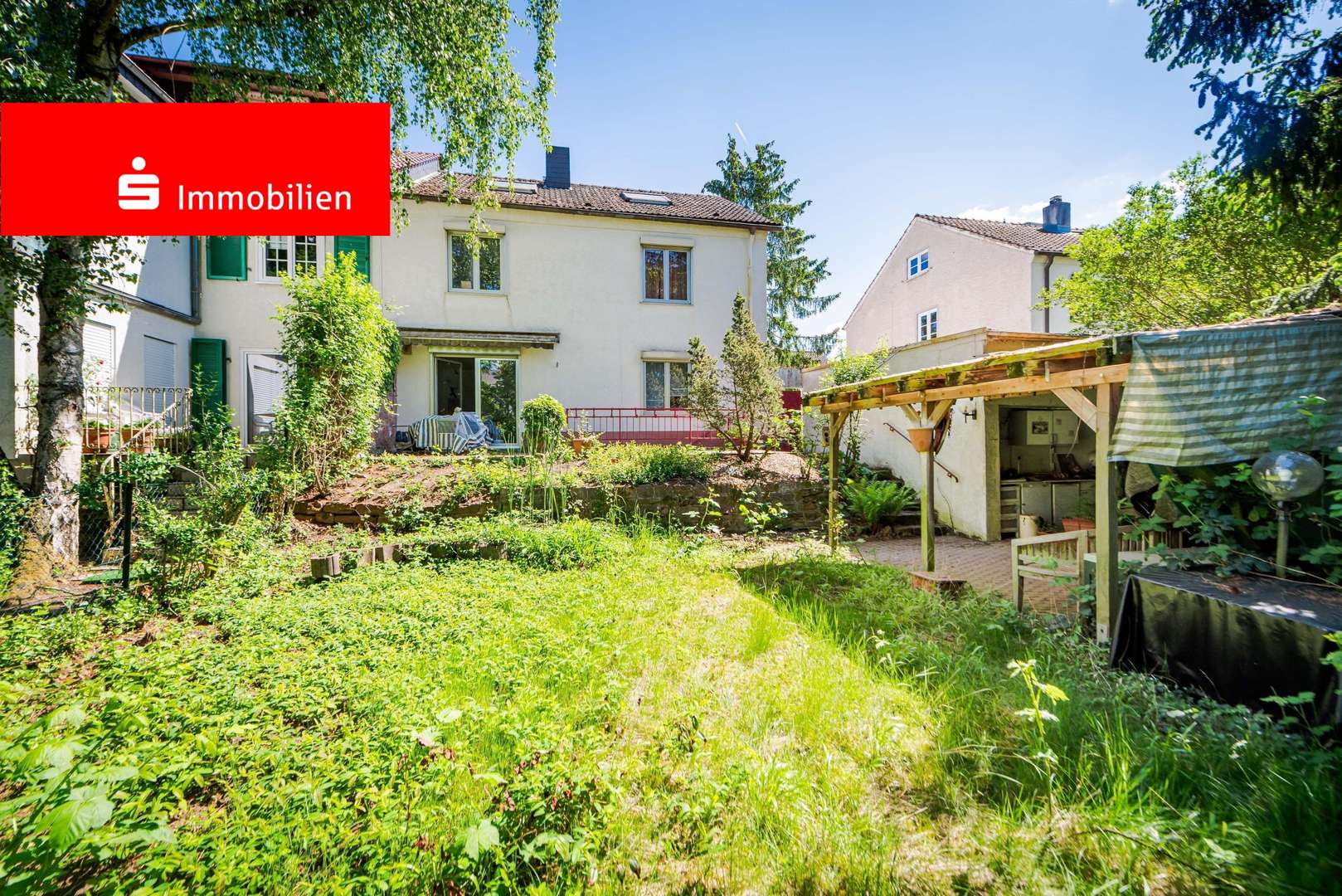 Außenansicht hinten - Doppelhaushälfte in 60599 Frankfurt mit 140m² kaufen