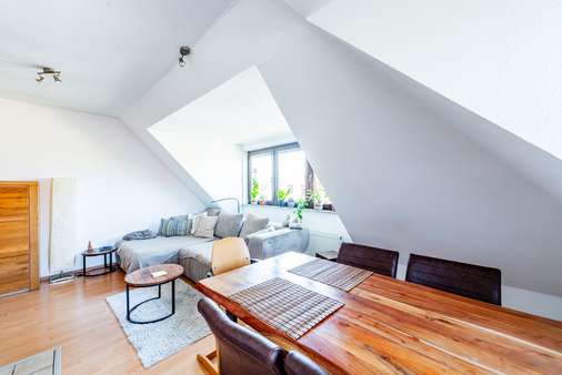 Weitere Ansicht Wohnzimmer - Etagenwohnung in 65795 Hattersheim mit 59m² kaufen