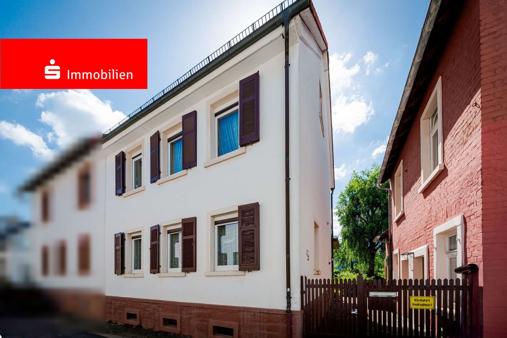 Straßenansicht Straßenansicht - Einfamilienhaus in 60388 Frankfurt mit 120m² kaufen