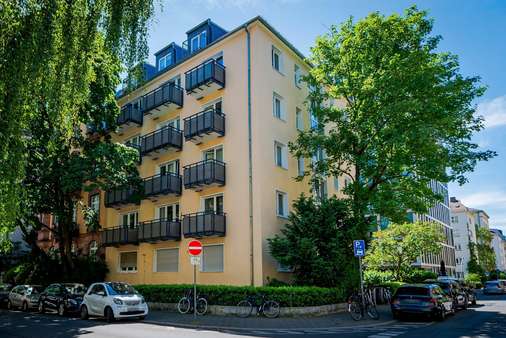 Außenansicht - Etagenwohnung in 60323 Frankfurt mit 30m² kaufen