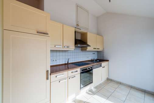 Küche - Dachgeschosswohnung in 60487 Frankfurt mit 58m² kaufen