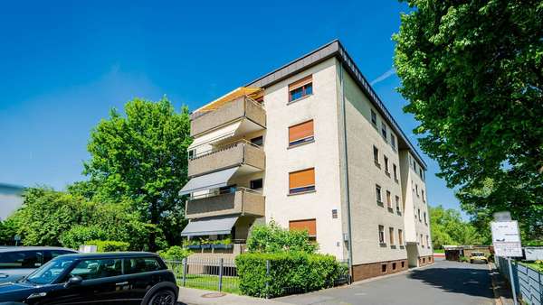 Straßenansicht Straßenansicht - Etagenwohnung in 63486 Bruchköbel mit 96m² kaufen