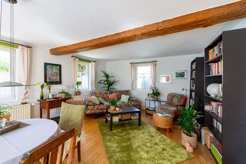 Wohnzimmer - Erdgeschosswohnung in 60437 Frankfurt mit 52m² kaufen