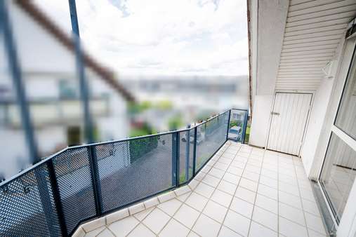 Balkon - Mehrfamilienhaus in 60437 Frankfurt mit 316m² kaufen
