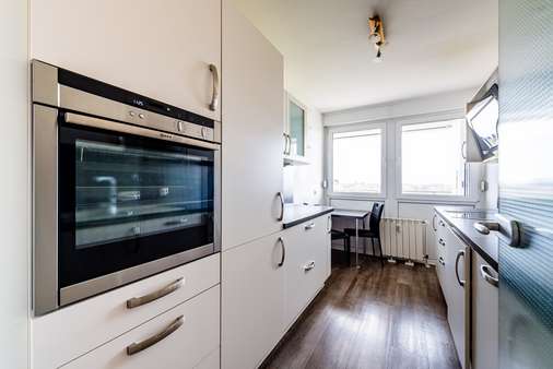 Moderne Einbauküche Moderne Einbauküche - Etagenwohnung in 63477 Maintal mit 86m² kaufen