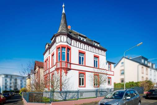 Außenansicht - Einfamilienhaus in 60435 Frankfurt mit 252m² kaufen