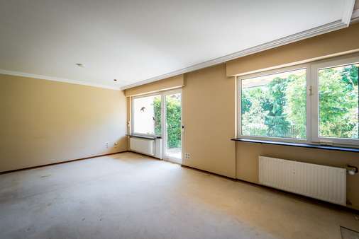 Wohn- und Esszimmer - Reihenmittelhaus in 61273 Wehrheim mit 95m² kaufen
