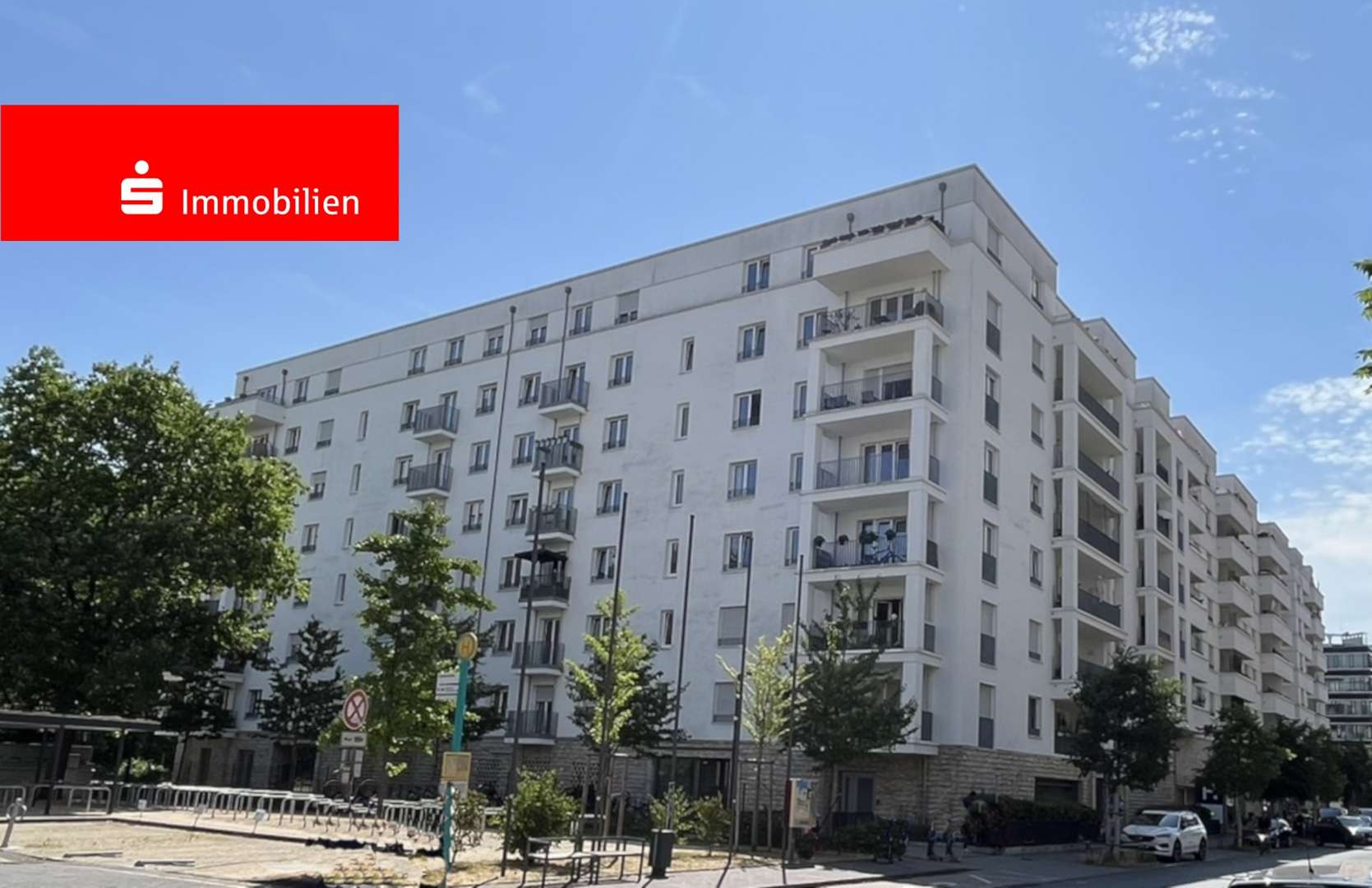 Straßenansicht Straßenansicht - Penthouse-Wohnung in 60528 Frankfurt mit 101m² mieten