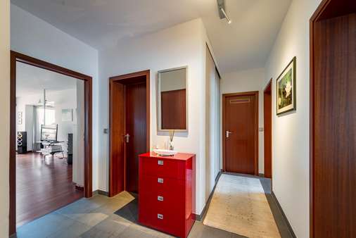 Flur - Etagenwohnung in 63067 Offenbach mit 94m² kaufen