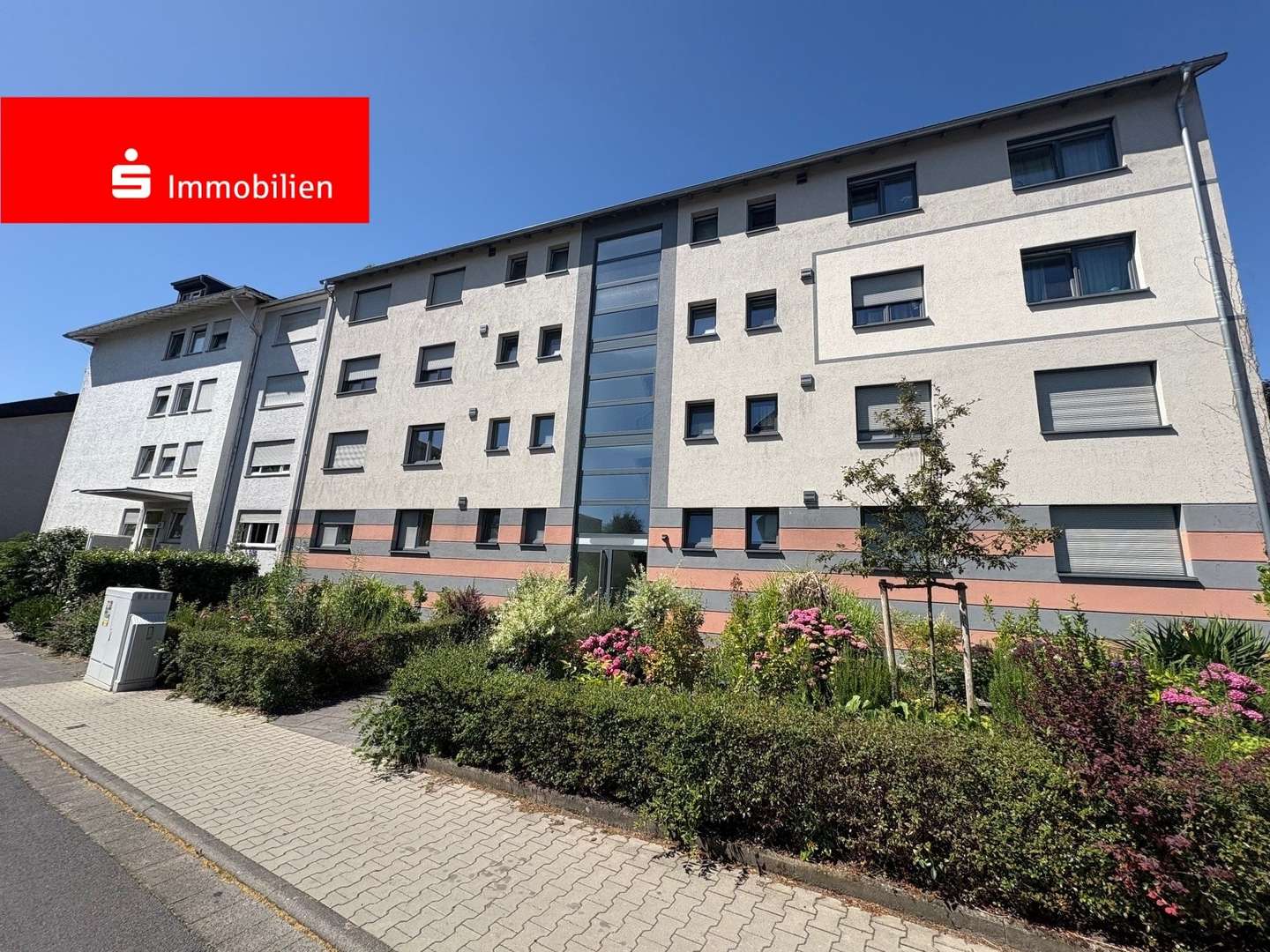 Frontalansicht - Mehrfamilienhaus in 63322 Rödermark mit 789m² als Kapitalanlage kaufen