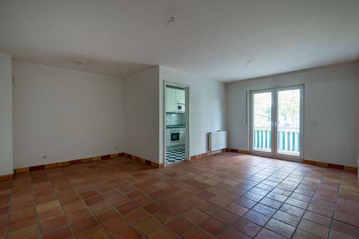 Großzügiger Wohn- und Essbereich - Etagenwohnung in 60528 Frankfurt mit 57m² kaufen