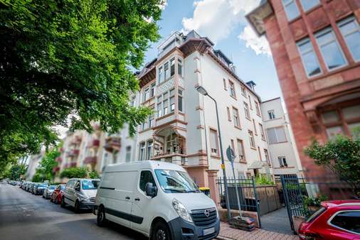 Haus - Erdgeschosswohnung in 60316 Frankfurt mit 62m² kaufen