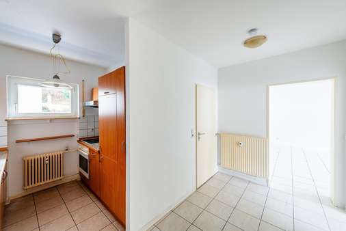 Flur / Küche - Erdgeschosswohnung in 65779 Kelkheim mit 65m² kaufen