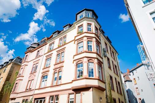 Außenansicht Außenansicht - Dachgeschosswohnung in 60385 Frankfurt mit 127m² kaufen