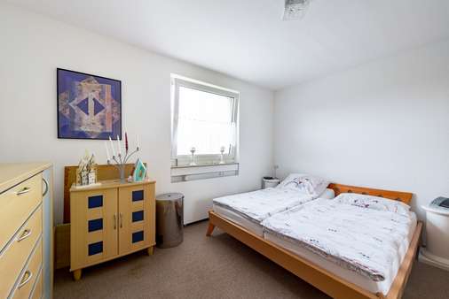 Schlafzimmer - Etagenwohnung in 63477 Maintal mit 74m² kaufen