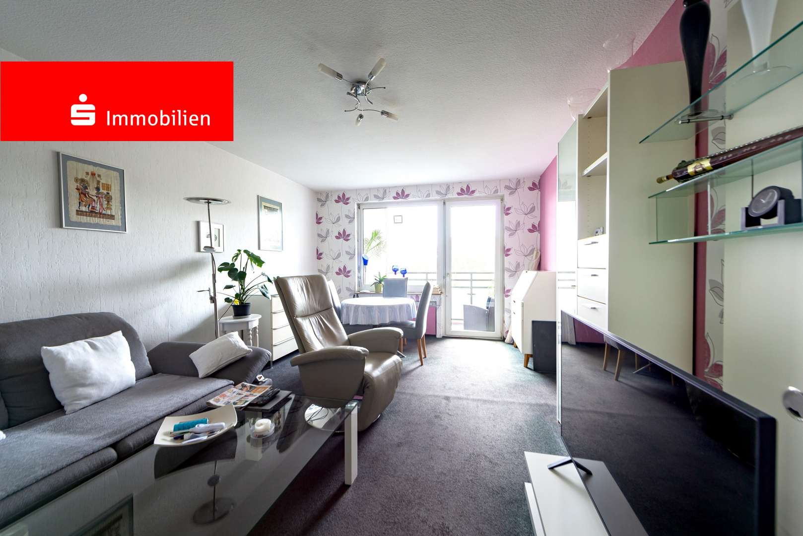 Wohnzimmer - Etagenwohnung in 63477 Maintal mit 74m² kaufen